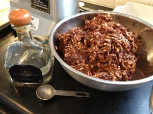 A little VIDA tequila blanco for the chorizo. A good sized glug goes in Mama's glass, of course! 